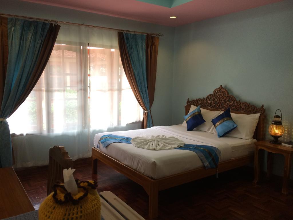 Chok-Wasana Guest House Mae Sariang Zewnętrze zdjęcie